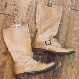 Women’s Frye boots in used condition.
